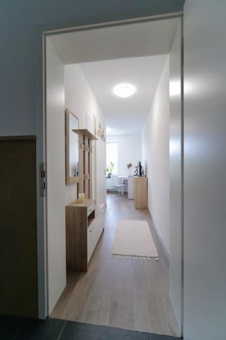 Preiswertes Modernes Gaestezimmer In Aue Bad-Schlema Экстерьер фото
